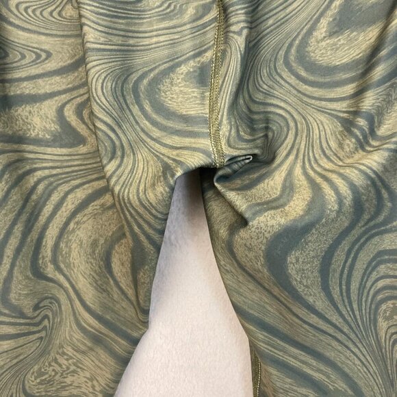 Beyond Yoga High Rise Swirl Dye Leggings Womens Medium M Olive Green USA Camo - Picture 10 of 11